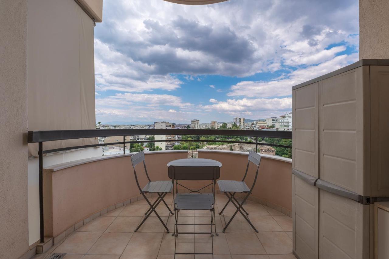 Kosmos Service Apartment Beautiful Studio 1 With Additional Cost Parking เทสซาโลนิกิ ภายนอก รูปภาพ